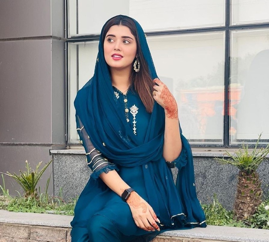 Kanwal Aftab Cover